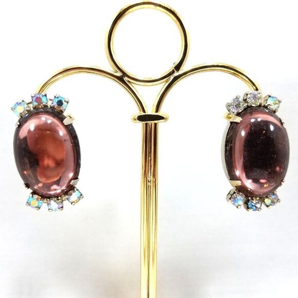 Vintage Lucite Aurora Borealis Clip Earrings, Clear Purple Cabochons, 1 1/4 Inch - Picture 1 of 10